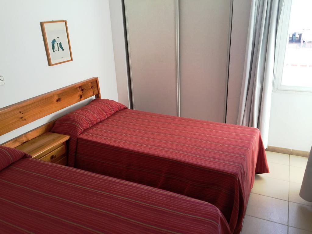 Apartamentos Ar Lotus Blanes Room photo
